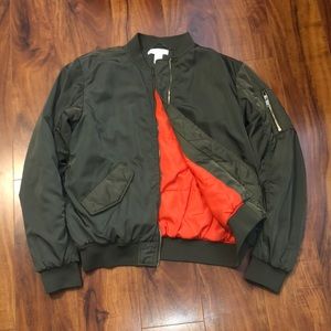 H&M Classic Bomber Jacket in Army Green, Size 4